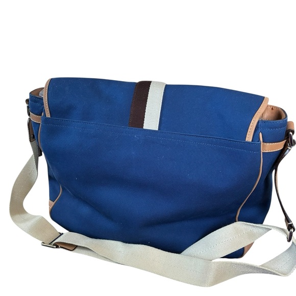 Coach 2009 Voyager Messenger Bag - Picture 10 of 13